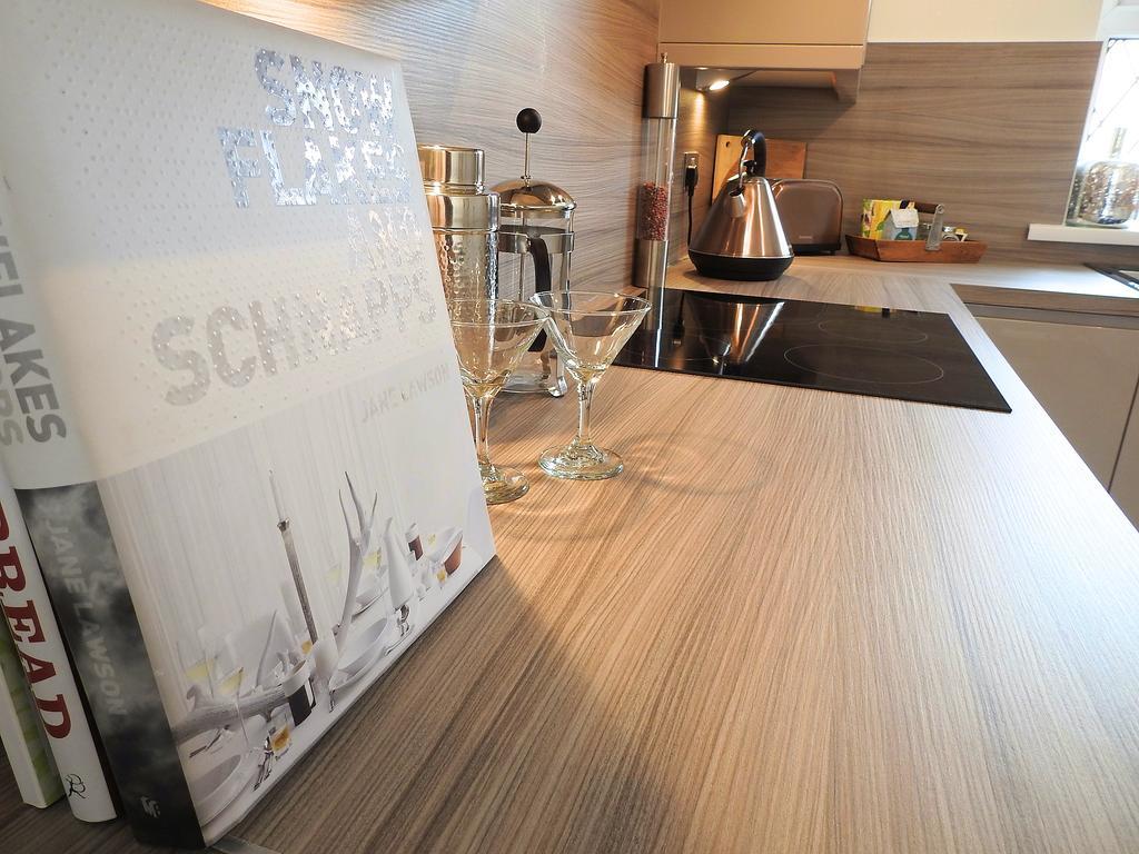 Exquisite Apartment Hessle Phòng bức ảnh